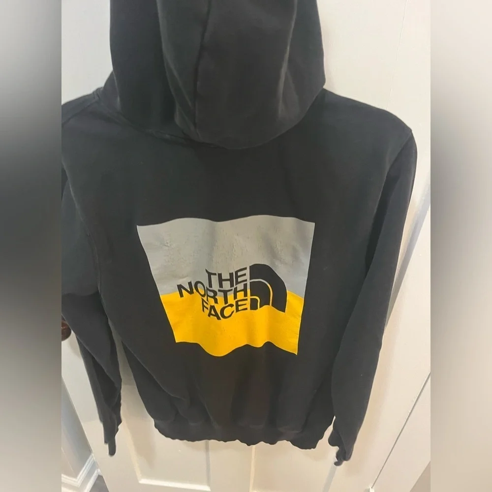 The North Face Black logo Hoodie Size